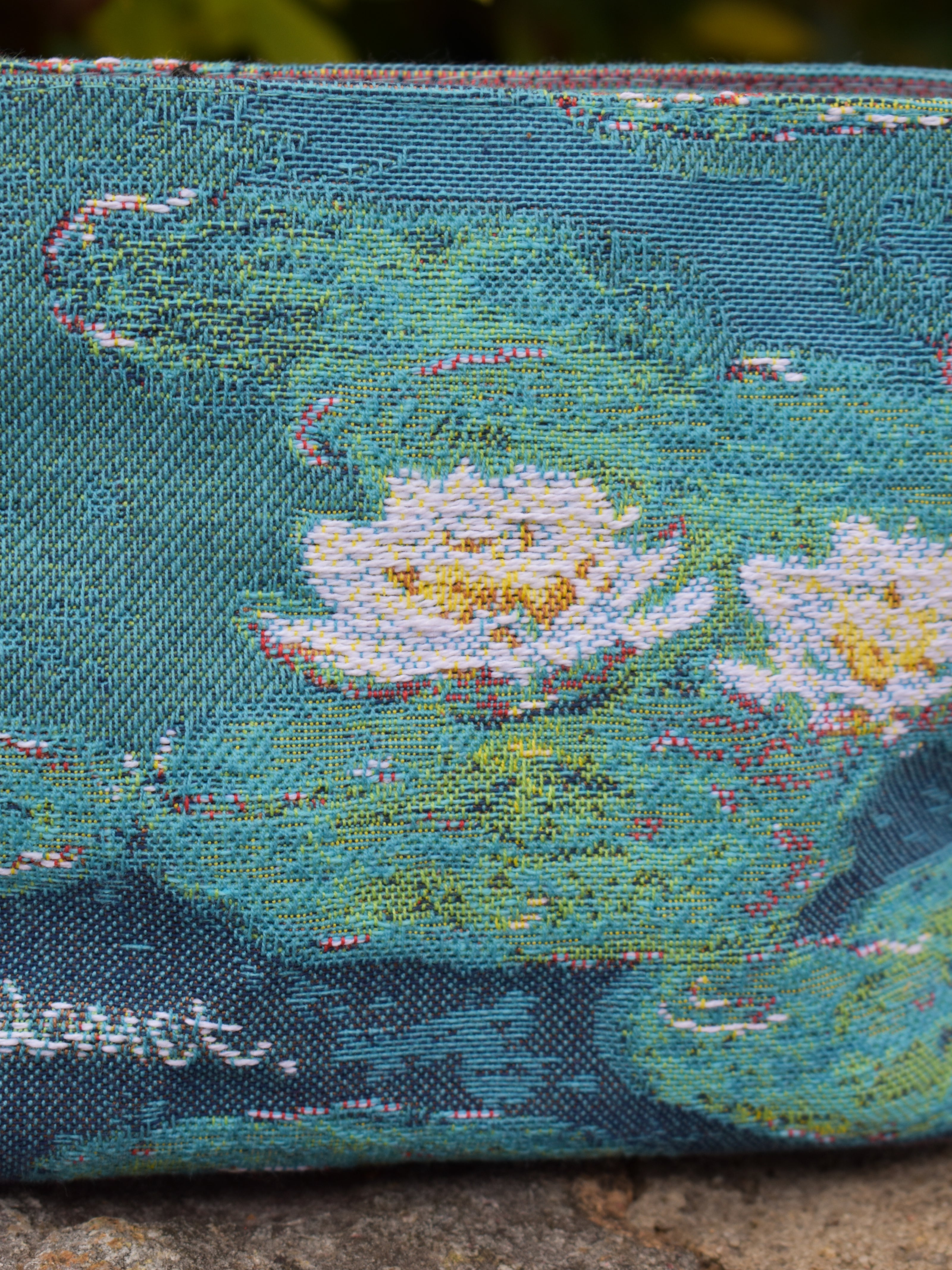 Water Lilies Effet du Soir Pouch