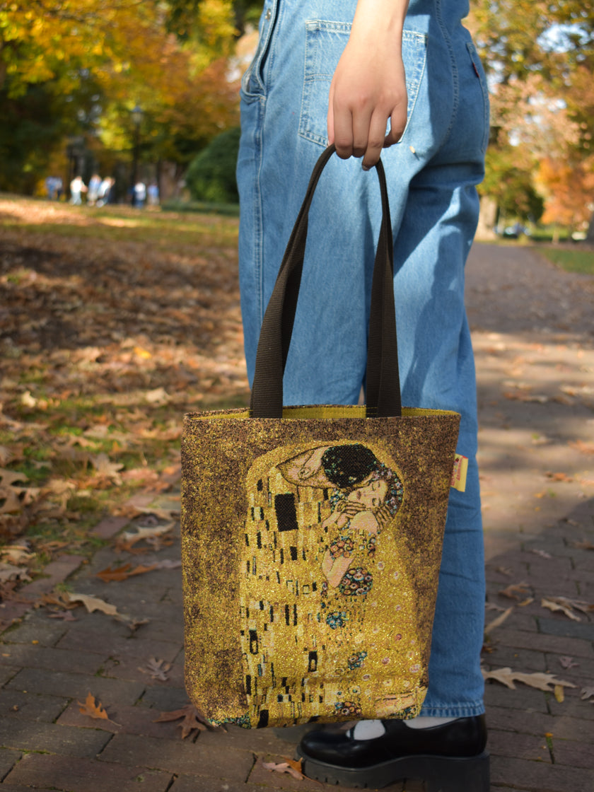 The Kiss (Gustav Klimt) Tote Bag